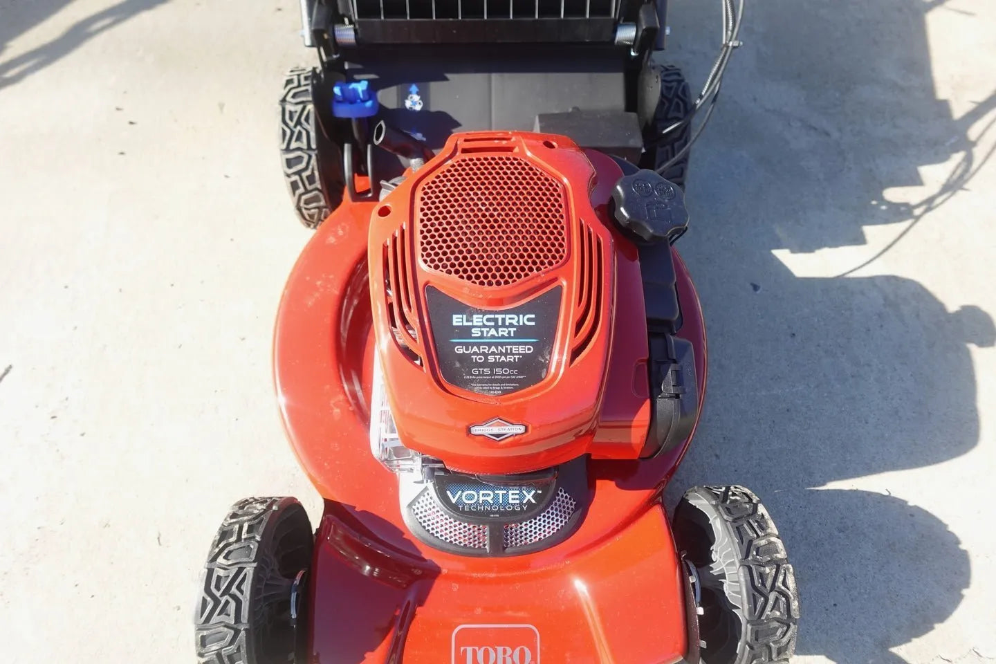 Toro 22 in. Recycler SmartStow Electric Lawn Mower