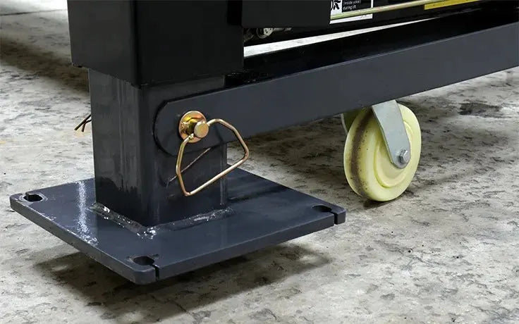 9,000-lb. Capacity / Includes Aluminum Ramps, Caster Kit, Jack Platform and Drip Trays
