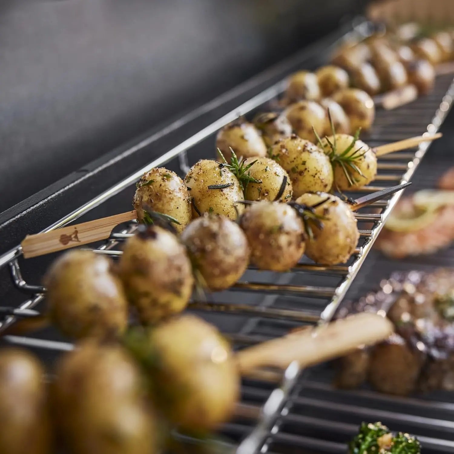 Weber Genesis S-415 Gas Grill (Natural Gas)