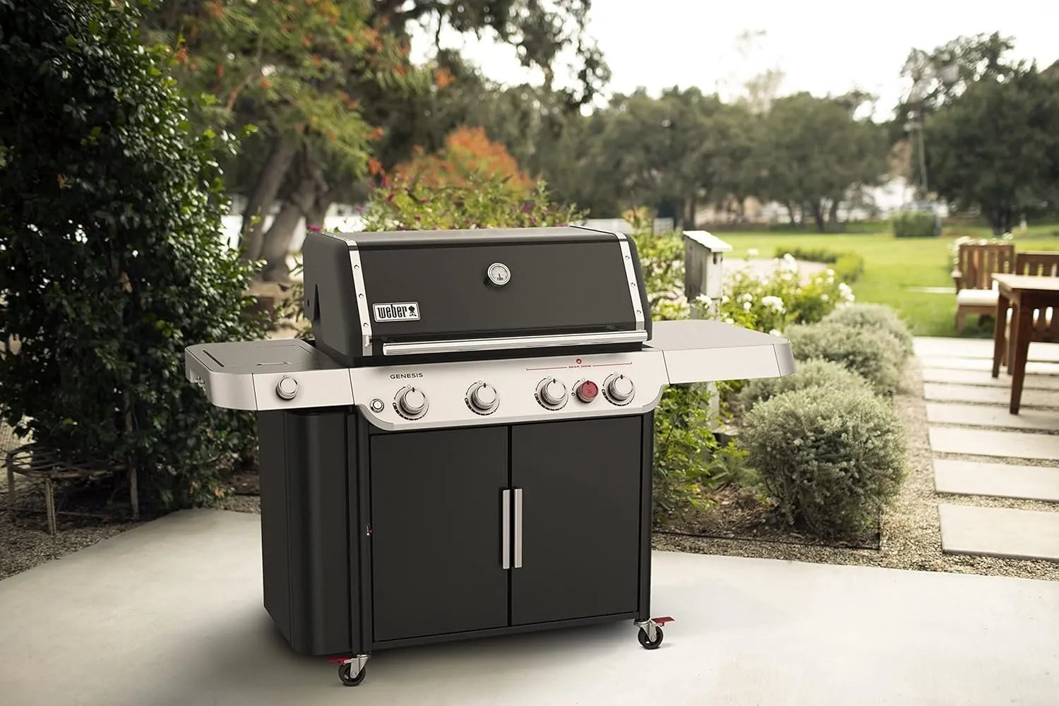 Weber Genesis E-435 Gas Grill