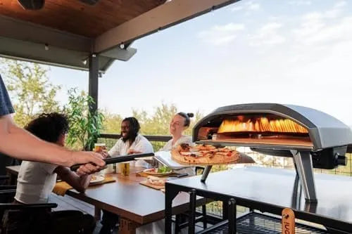 Ooni Koda 16 Natural Gas Pizza Oven – 28mbar Natural Gas Outdoor Oven, Makes 16 Inch Pizzas